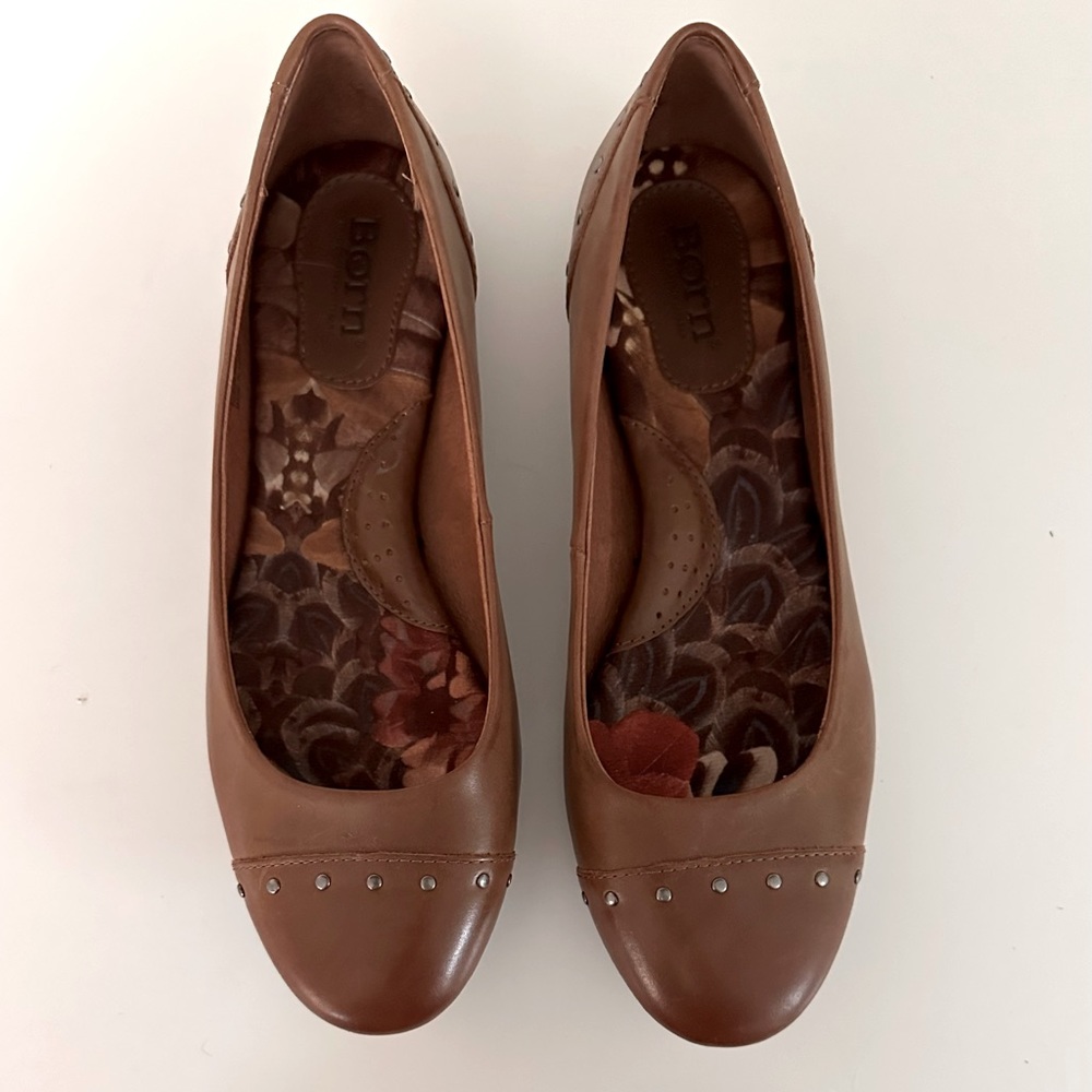 Born Tobacco Brown Flats ~ Size 8